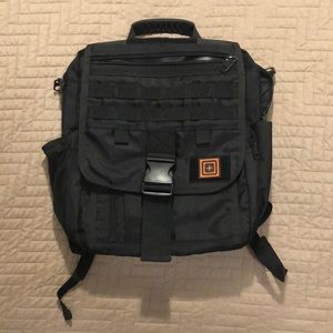 Flying Circle Business Backpack